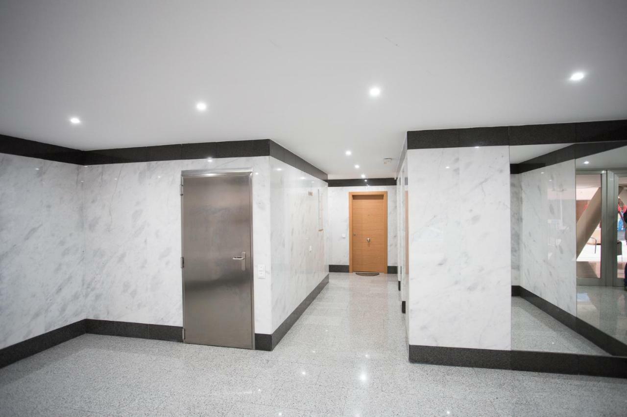 Apartment On The Beach,Pool,Wifi,Garage,فالنسيا المظهر الخارجي الصورة