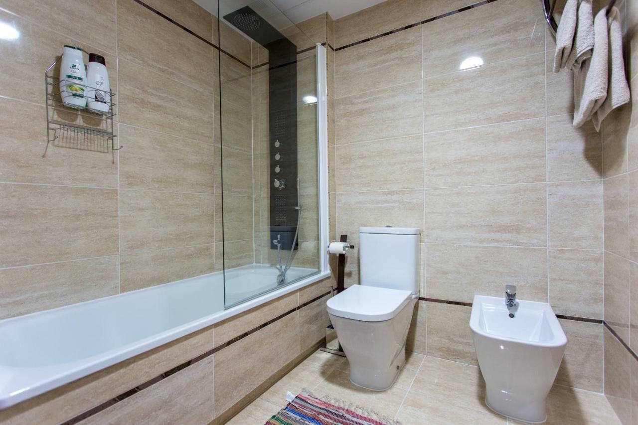 Apartment On The Beach,Pool,Wifi,Garage,فالنسيا المظهر الخارجي الصورة